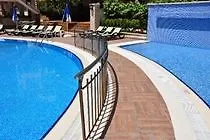 Almera Park 3*